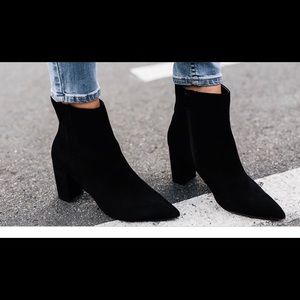 Steve Madden Andi Black ankle bootie